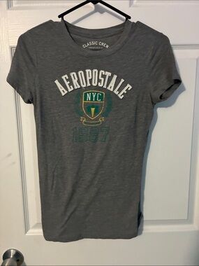 Aeropostale Gray Classic Crew Graphic Tee